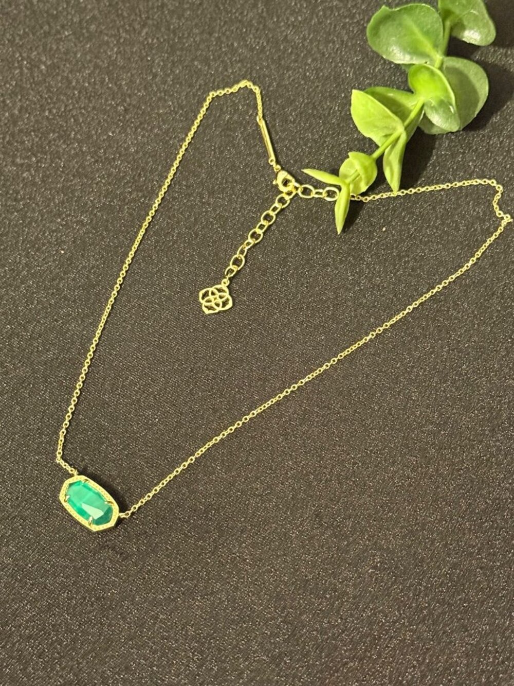 Kendra Scott Elisa Gold Emerald Green Necklace - Picture 6 of 10